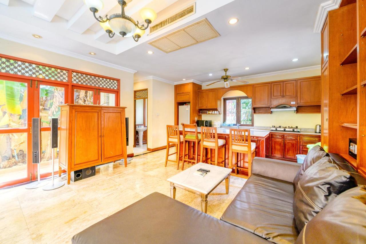 Bali Pool Villa, 5 Min To Walking Street & The Beaches Pattaya Exterior foto
